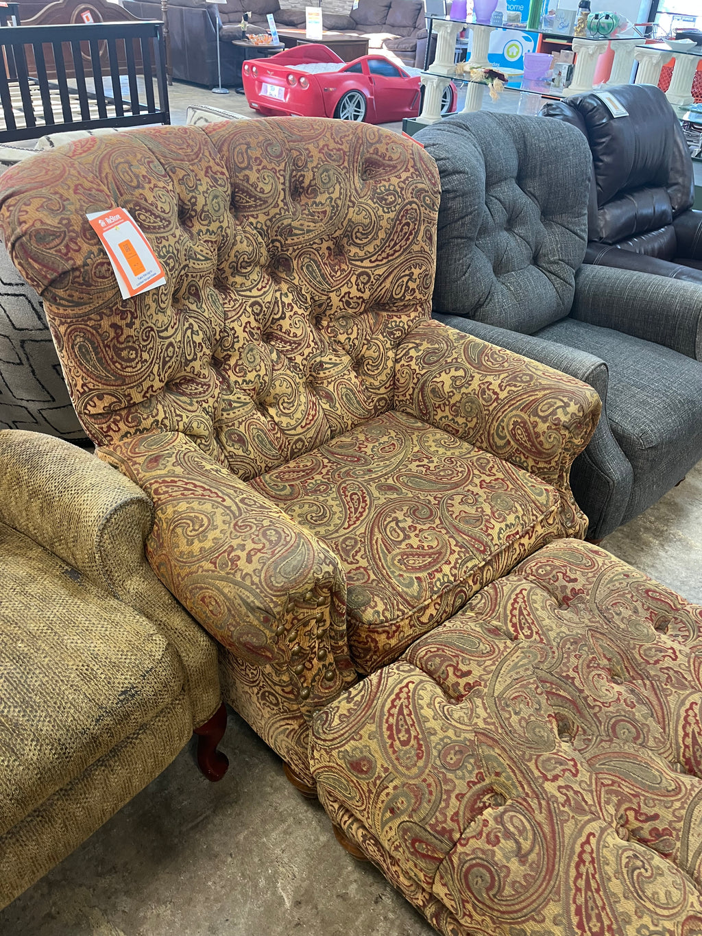 Mayo Chair & ottoman