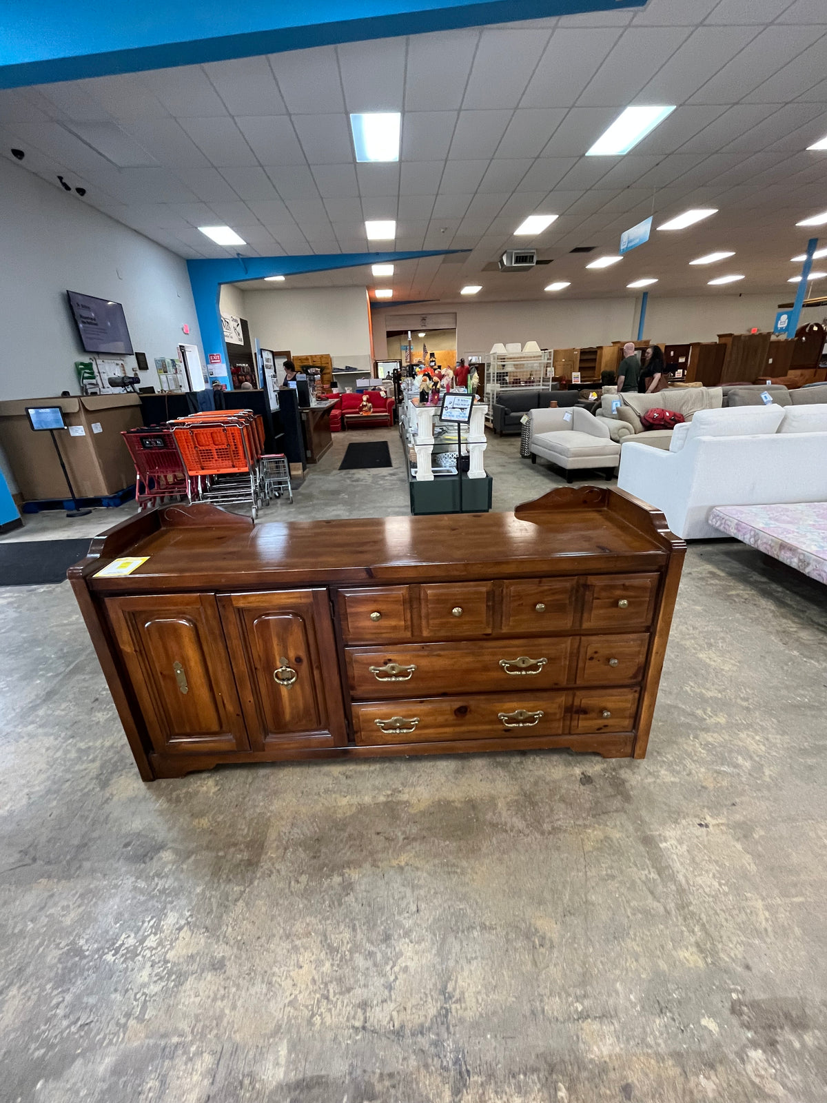 Pirateship dresser