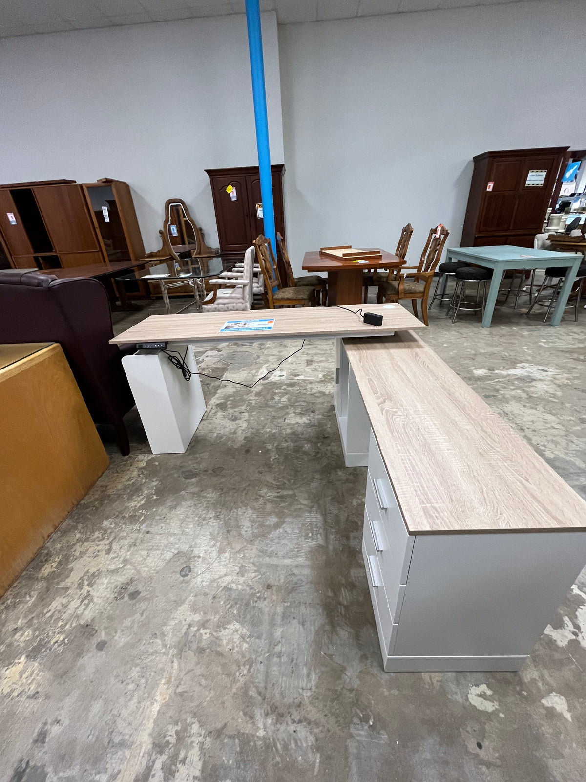 contemporary L-shaped desk